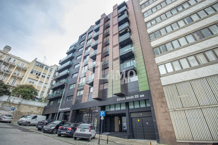 Apartamento T3 para Venda em Avenidas Novas Foto 29