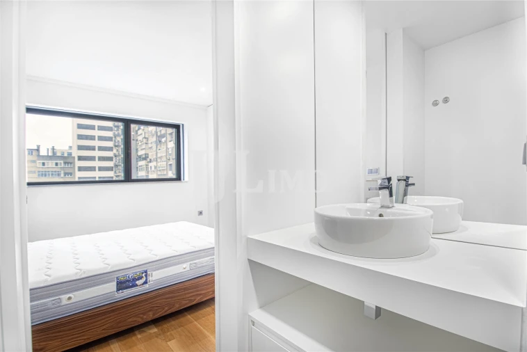 Apartamento T3 para Venda em Avenidas Novas Foto 10