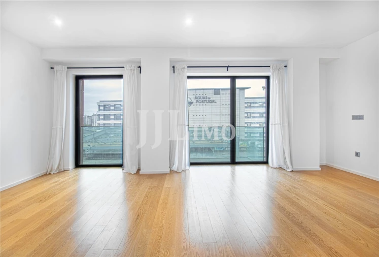 Apartamento T3 para Venda em Avenidas Novas Foto 23
