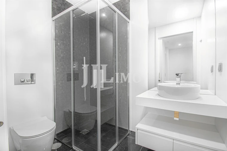 Apartamento T3 para Venda em Avenidas Novas Foto 4