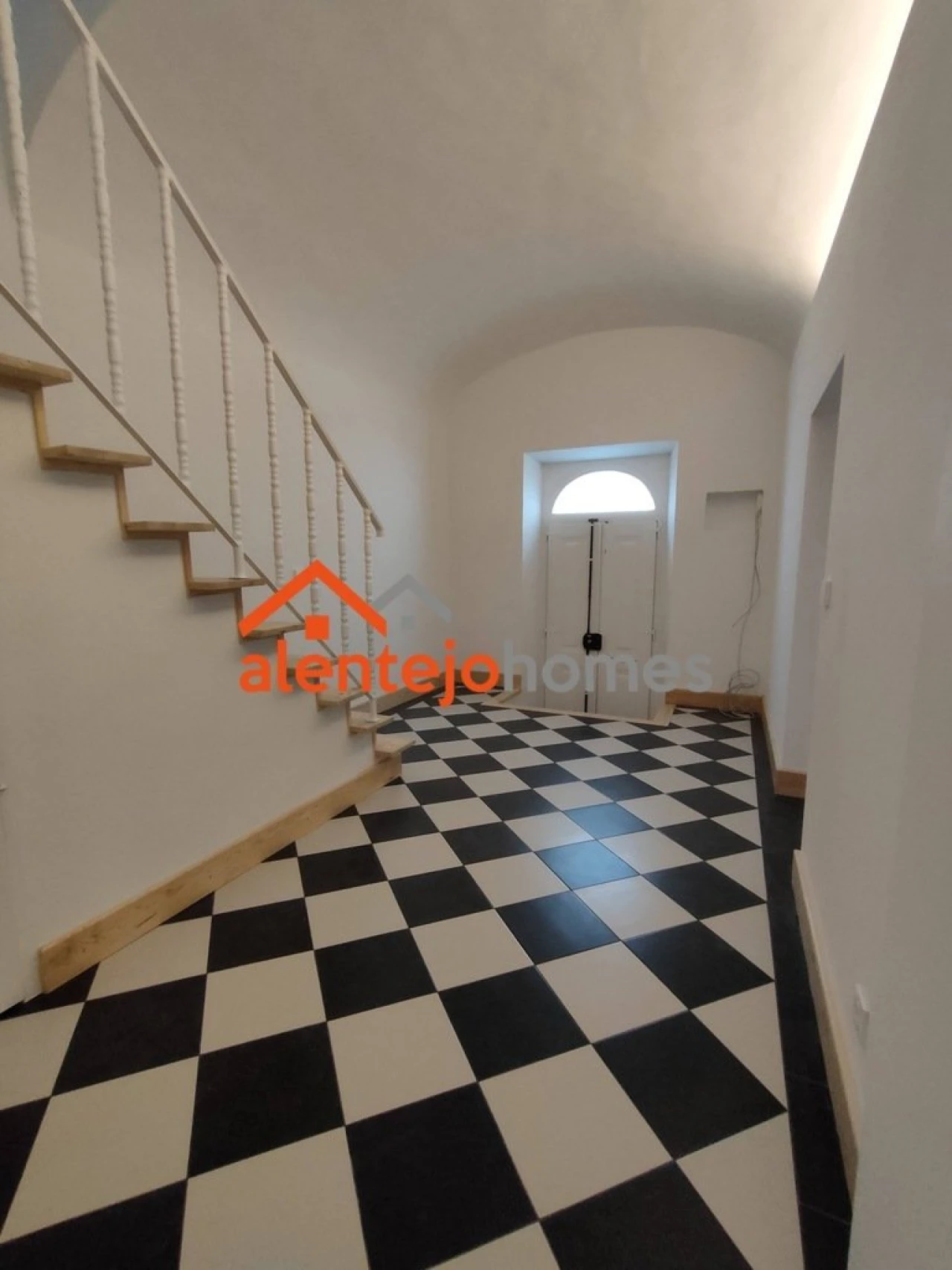 Moradia T3 para Venda em Arraiolos Foto 2