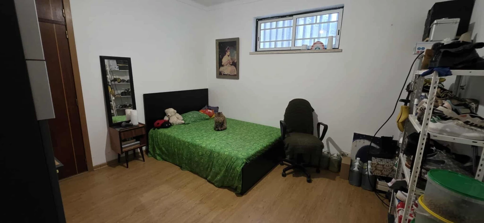 Moradia T5 para Venda em Asseiceira Foto 14