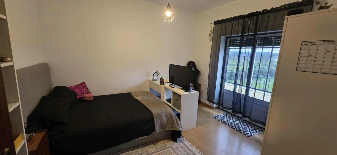 Moradia T5 para Venda em Asseiceira Foto 10