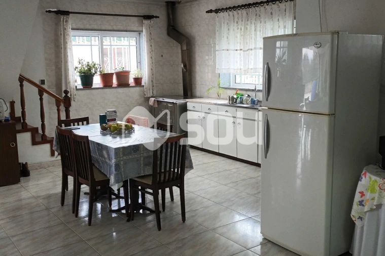 Moradia T3 para Venda em Quinchães Foto 7