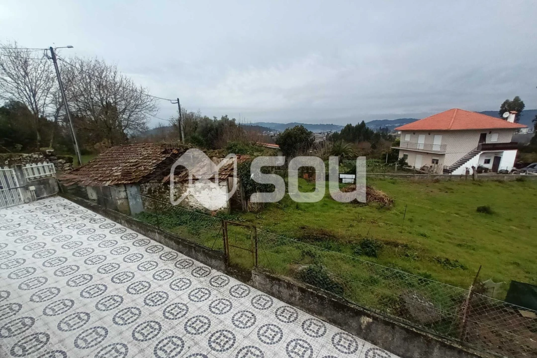 Moradia T3 para Venda em Quinchães Foto 18