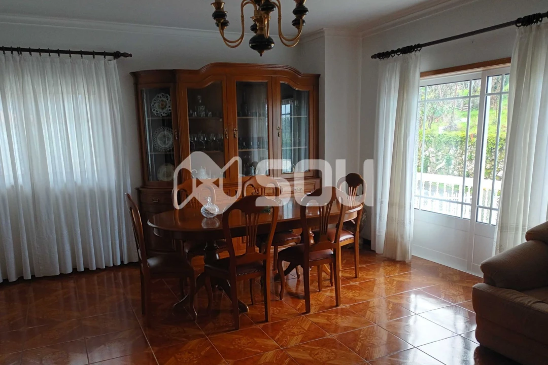 Moradia T3 para Venda em Quinchães Foto 13