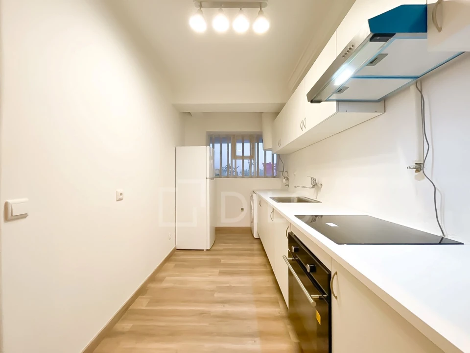 Apartamento T2 para Venda em Algés, Linda-A-Velha e Cruz Quebrada-Dafundo Foto 13