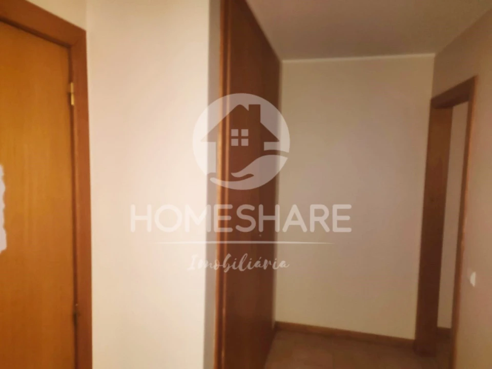 Apartamento T2 para Venda em Valongo Foto 5