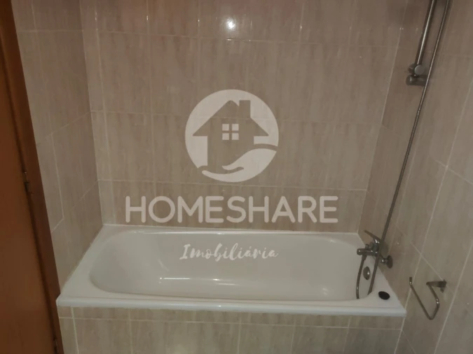 Apartamento T2 para Venda em Valongo Foto 24