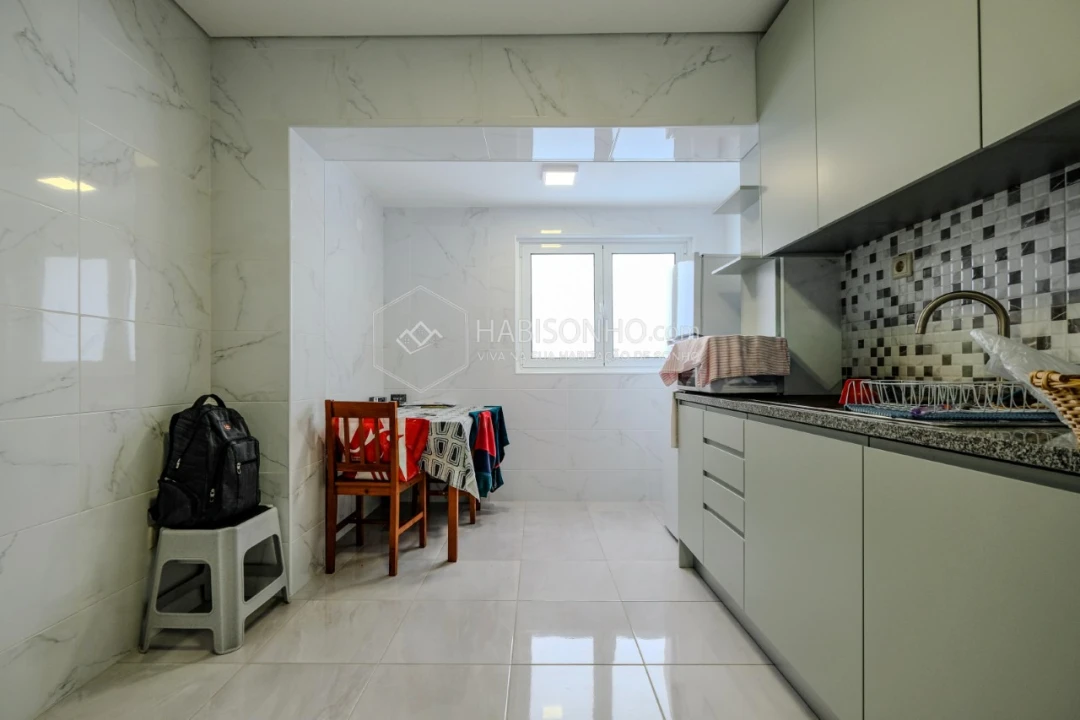 Moradia T3 para Venda em Campanhã Foto 3