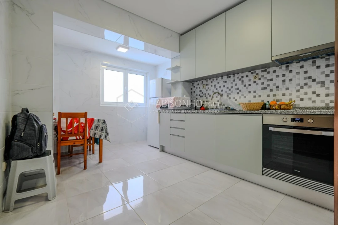 Moradia T3 para Venda em Campanhã Foto 4