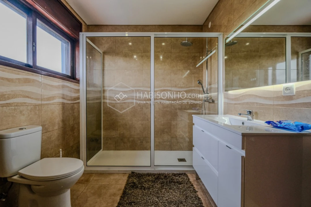 Moradia T3 para Venda em Campanhã Foto 16