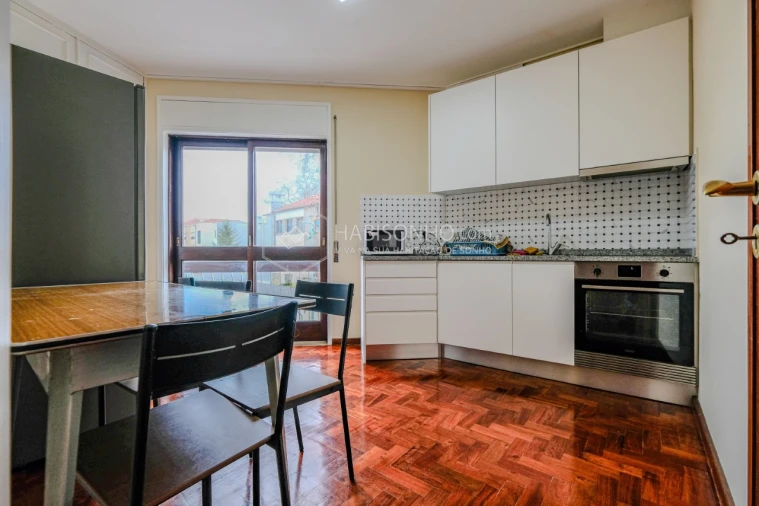 Moradia T3 para Venda em Campanhã Foto 17