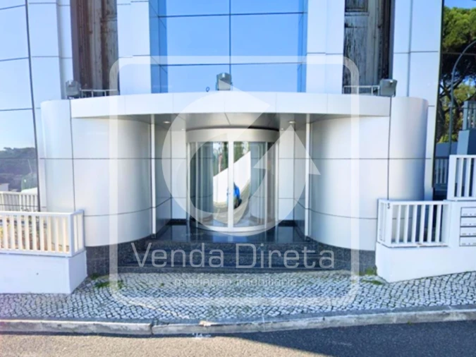 Prédio para Venda em Carnaxide e Queijas Foto 3