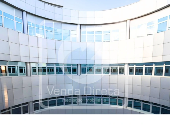 Prédio para Venda em Carnaxide e Queijas Foto 8