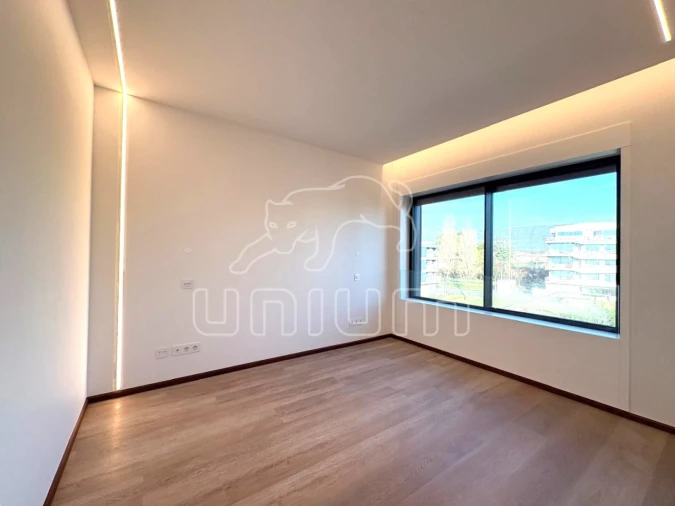 Apartamento T3 para Venda em Santa Maria Maior e Monserrate e Meadela Foto 8