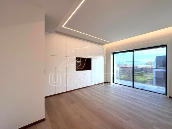 Apartamento T3 para Venda em Santa Maria Maior e Monserrate e Meadela Foto 9