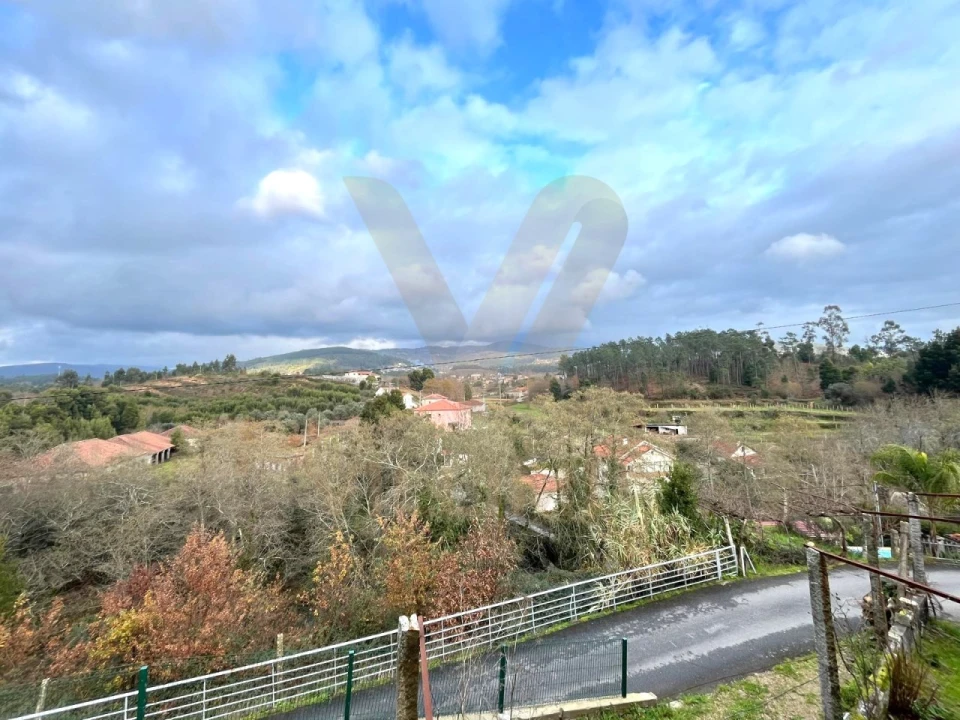 Moradia T2 para Venda em Arcozelo Foto 4