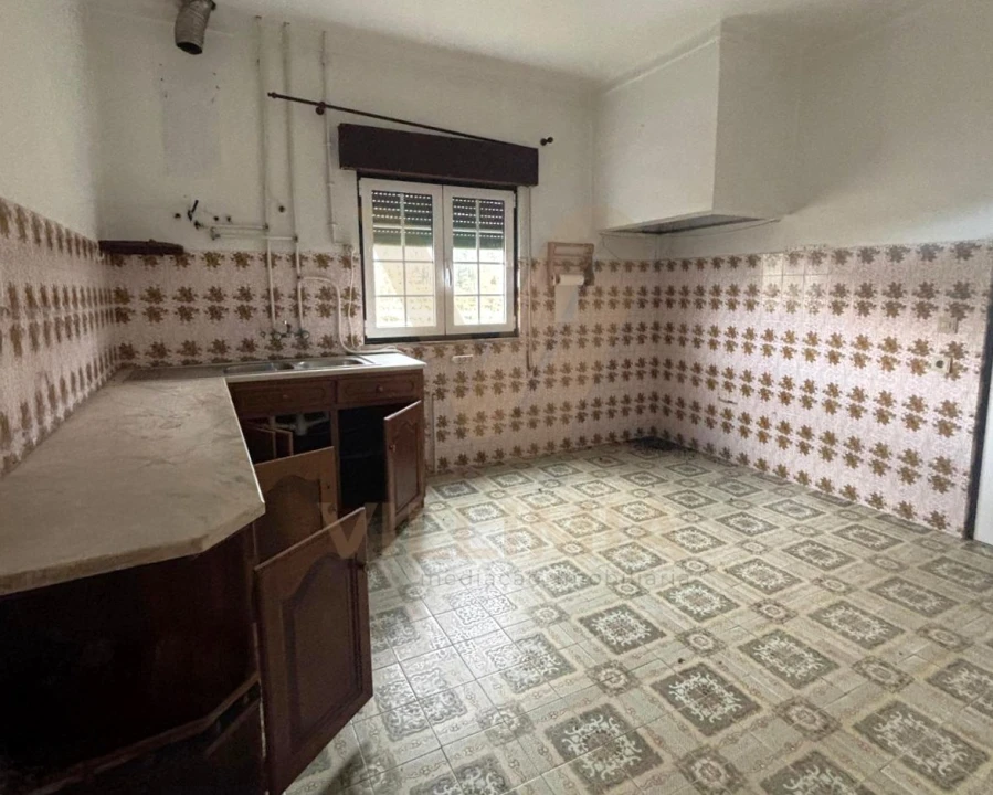 Moradia T2 para Venda em Arcozelo Foto 8