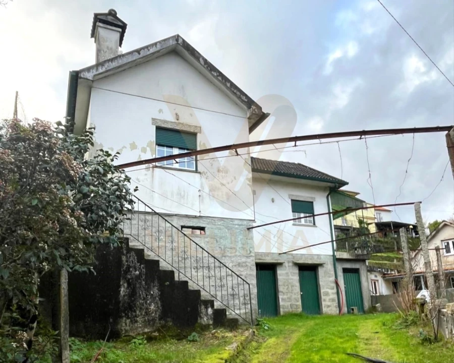 Moradia T2 para Venda em Arcozelo Foto 1