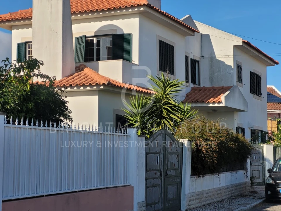 Moradia T5 para Venda em Cascais e Estoril Foto 5