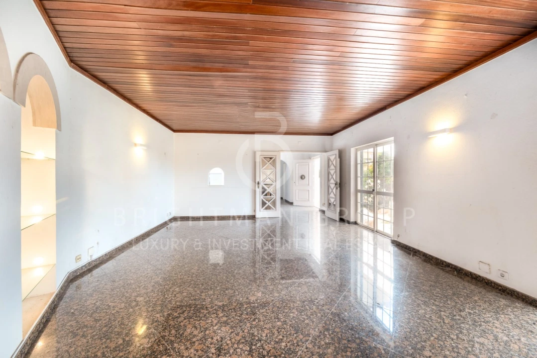 Moradia T5 para Venda em Cascais e Estoril Foto 10
