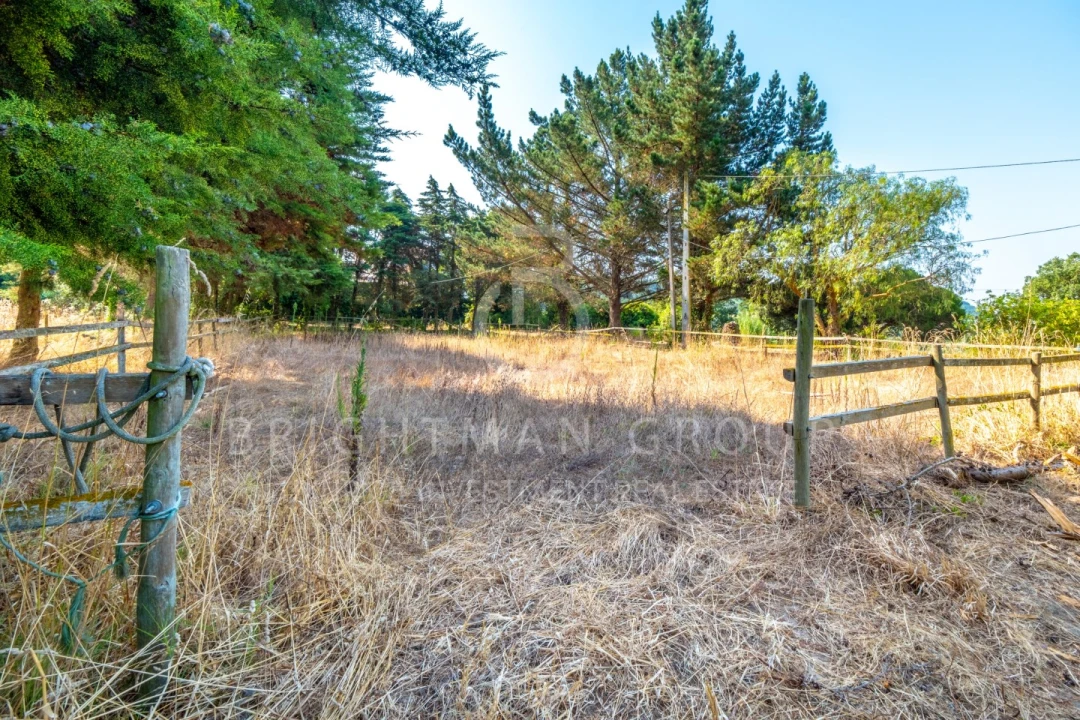 Moradia T6 para Venda em Olho Marinho Foto 12