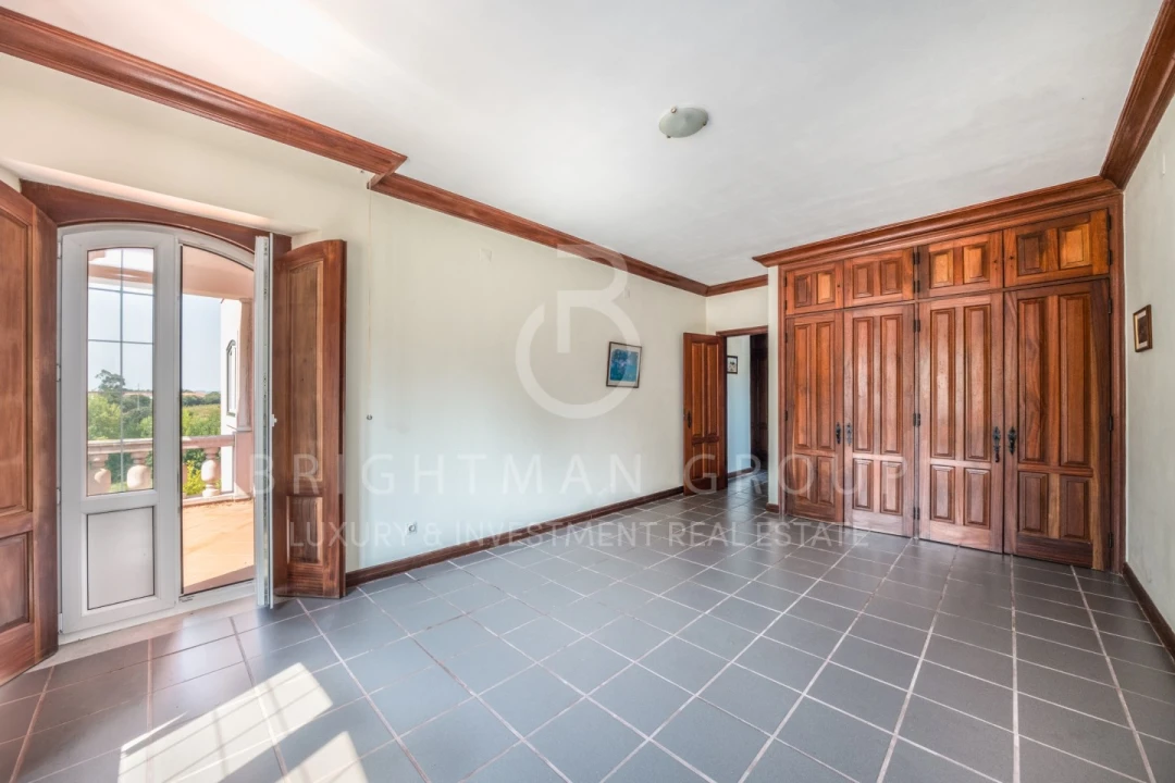 Moradia T6 para Venda em Olho Marinho Foto 34