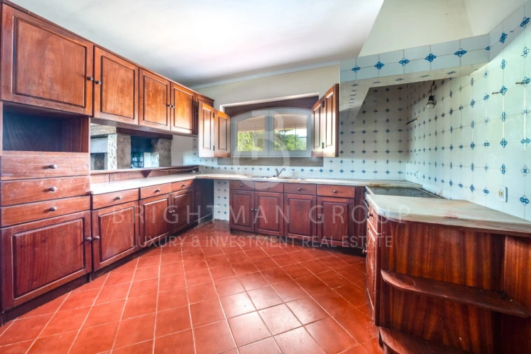 Moradia T6 para Venda em Olho Marinho Foto 28