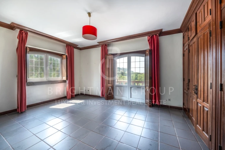 Moradia T6 para Venda em Olho Marinho Foto 40