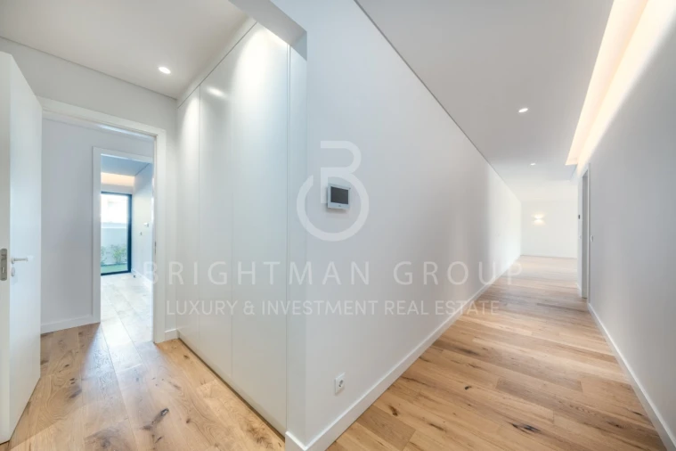 Apartamento T4 para Venda em Carcavelos e Parede Foto 10