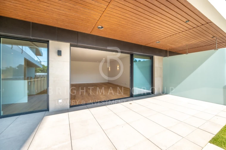 Apartamento T4 para Venda em Carcavelos e Parede Foto 22