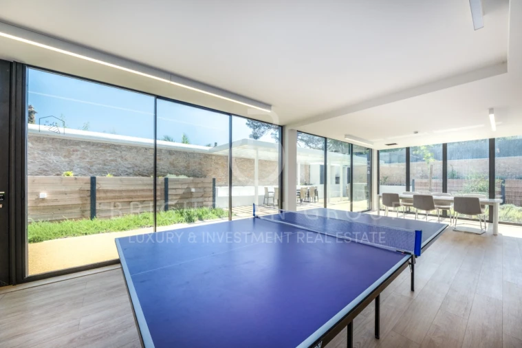 Apartamento T4 para Venda em Carcavelos e Parede Foto 47