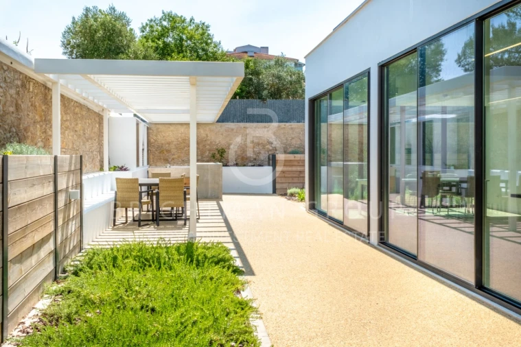 Apartamento T4 para Venda em Carcavelos e Parede Foto 55