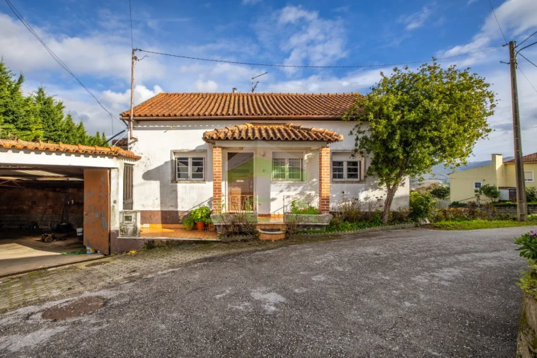 Moradia T3 para Venda em Leiria, Pousos, Barreira e Cortes Foto 1