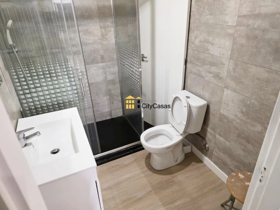 Apartamento T2 para Venda em Rio Tinto Foto 8