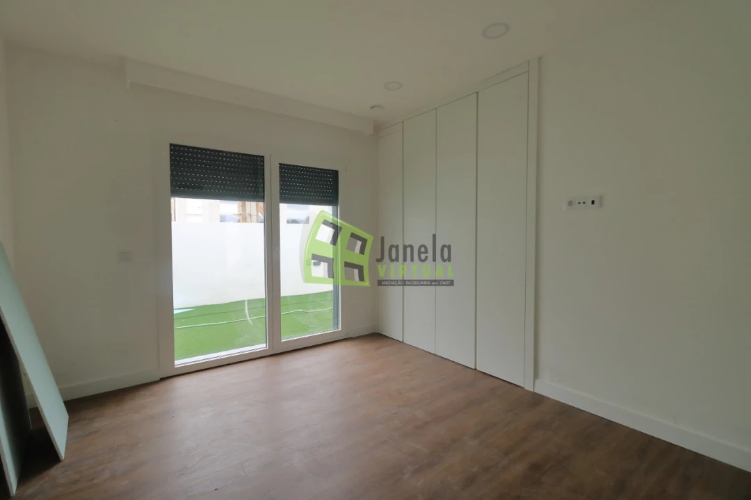 Moradia T3 para Venda em Azeitão (São Lourenço e São Simão) Foto 18