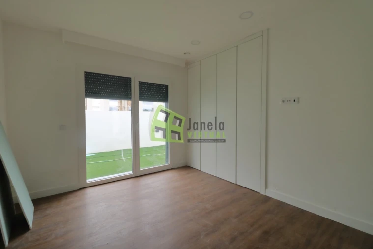 Moradia T3 para Venda em Azeitão (São Lourenço e São Simão) Foto 18