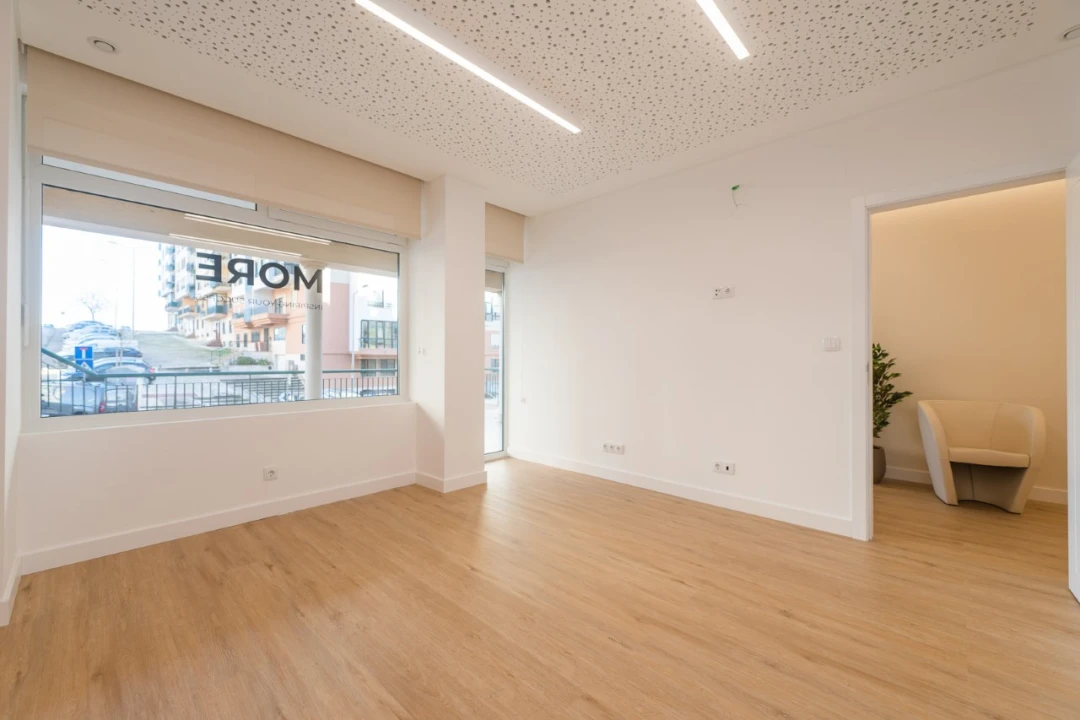 Escritório para Arrendamento em Queluz e Belas Foto 13