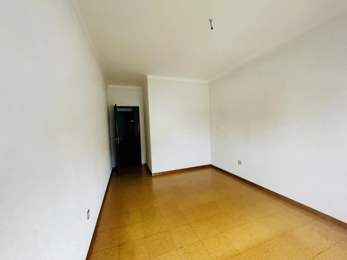 Apartamento T3 para Venda em Abrantes (São Vicente e São João) e Alferrarede Foto 4