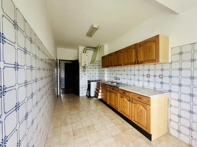 Apartamento T3 para Venda em Abrantes (São Vicente e São João) e Alferrarede Foto 3