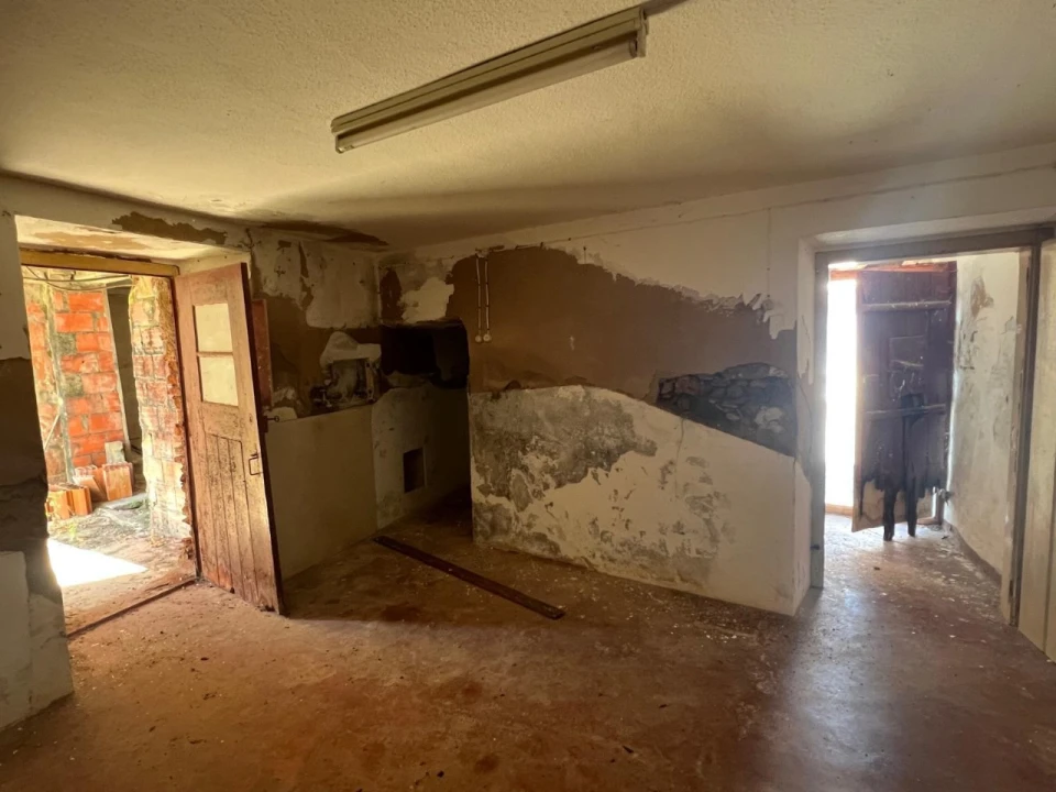 Moradia T3 para Venda em Bencatel Foto 3