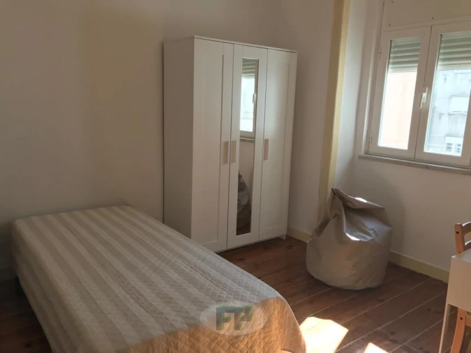 Quarto para Arrendamento em Arroios Foto 2