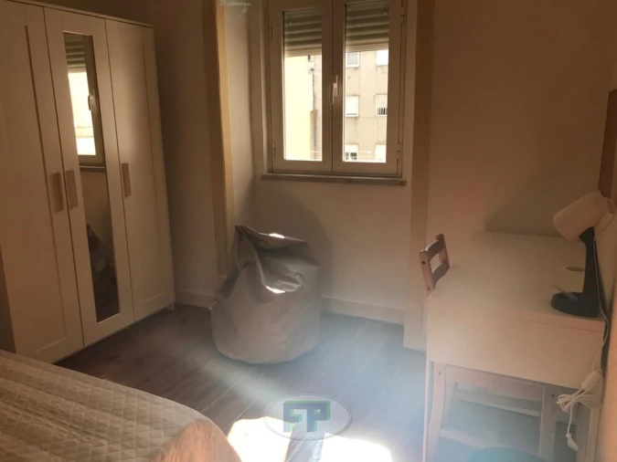 Quarto para Arrendamento em Arroios Foto 3