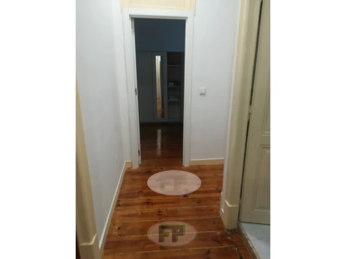 Quarto para Arrendamento em Arroios Foto 10