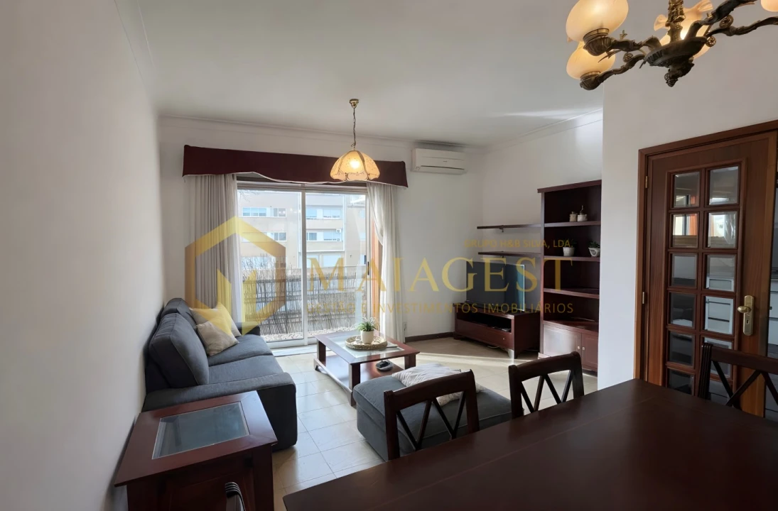 Apartamento T2 para Arrendamento em Pedrouços Foto 3