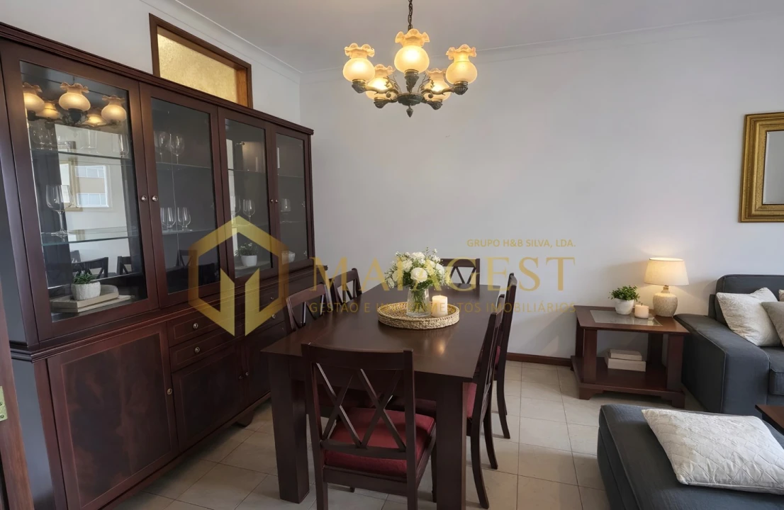 Apartamento T2 para Arrendamento em Pedrouços Foto 6