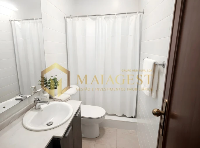 Apartamento T2 para Arrendamento em Pedrouços Foto 14