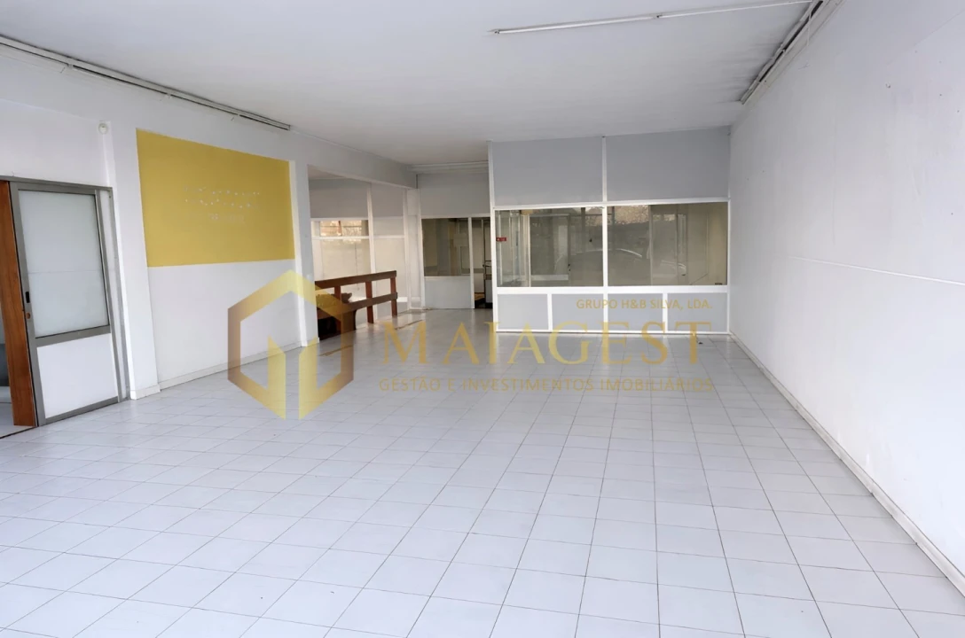 Armazém para Arrendamento em Santo Tirso, Couto (Santa Cristina e São Miguel) e Burgães Foto 3