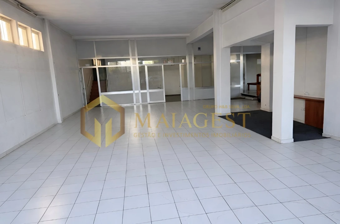 Armazém para Arrendamento em Santo Tirso, Couto (Santa Cristina e São Miguel) e Burgães Foto 5